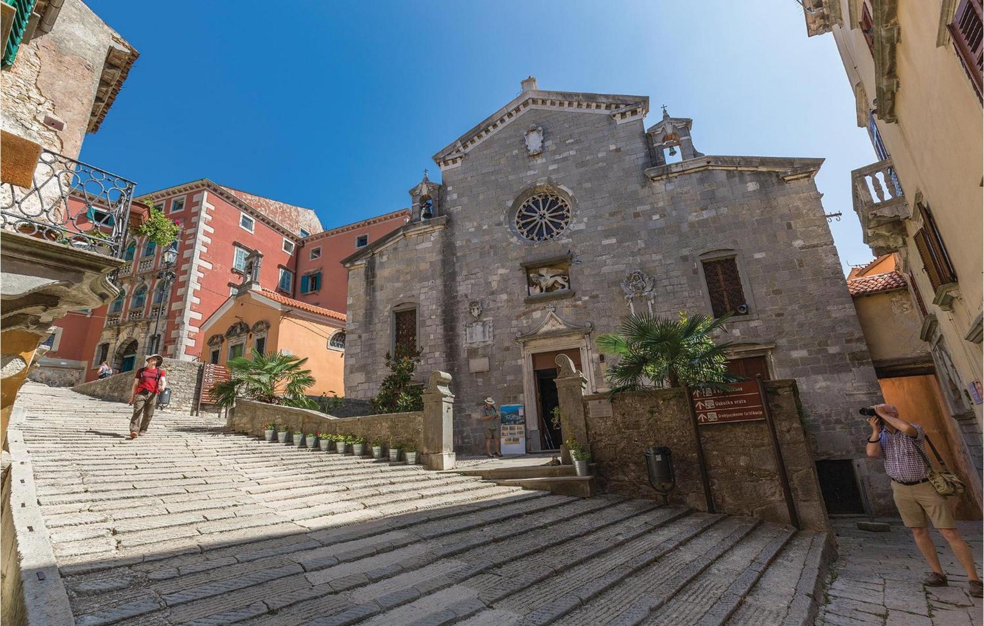 Gorgeous Apartment In Labin With Kitchen Exterior foto