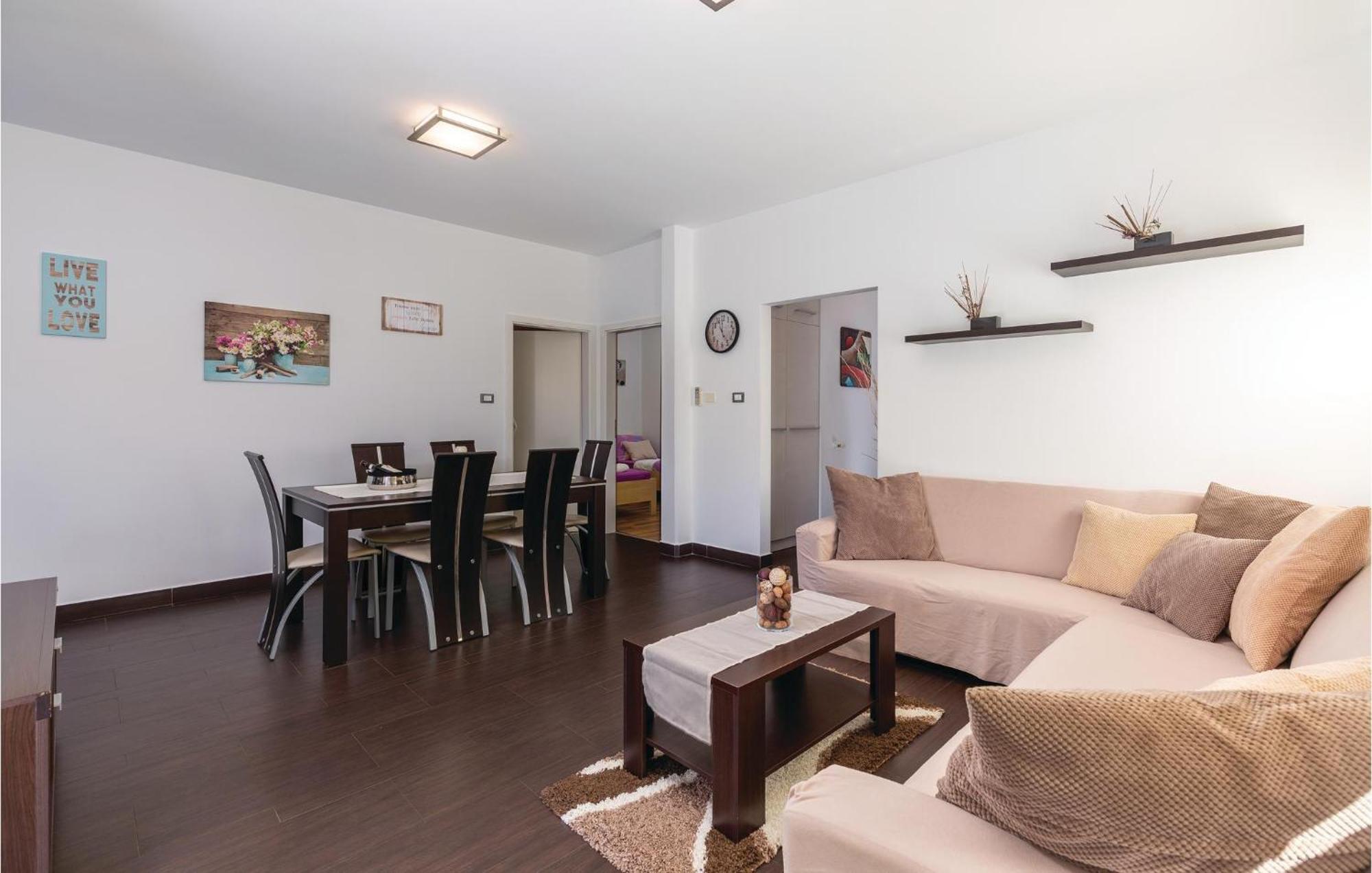 Gorgeous Apartment In Labin With Kitchen Exterior foto